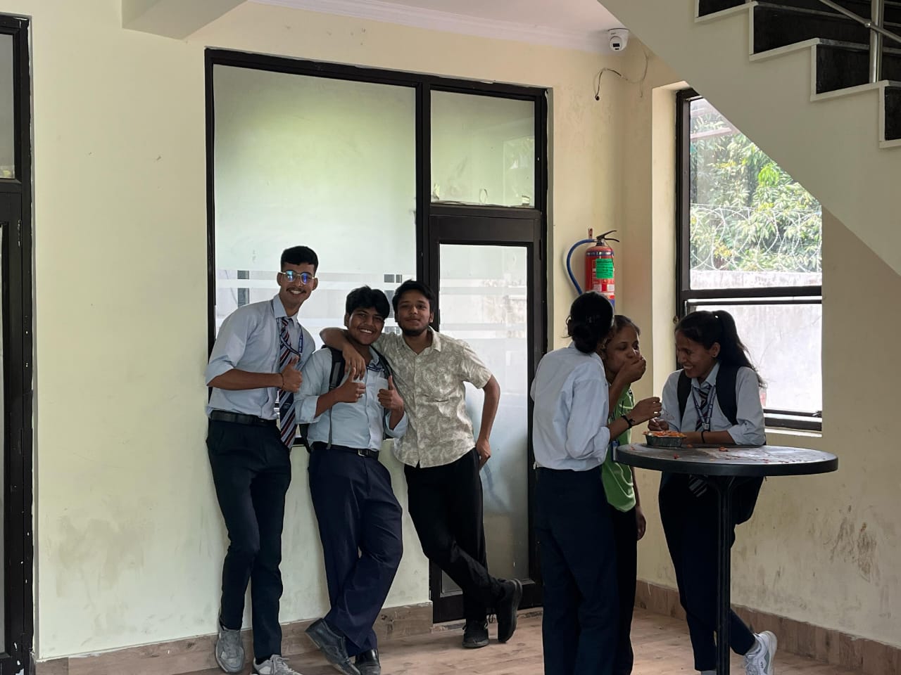 Cafeteria Slide 1
